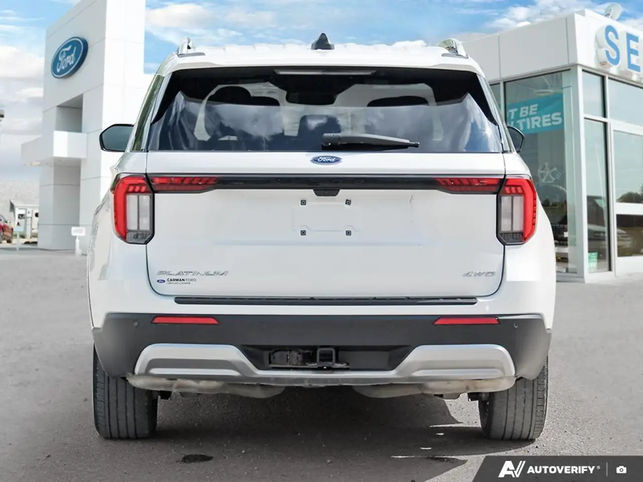 Ford Explorer снимка Ford Explorer