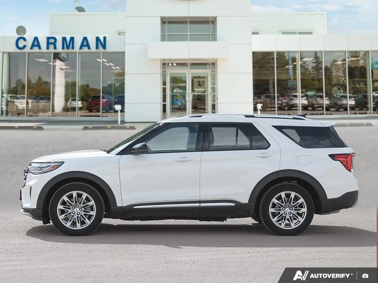 Ford Explorer снимка Ford Explorer