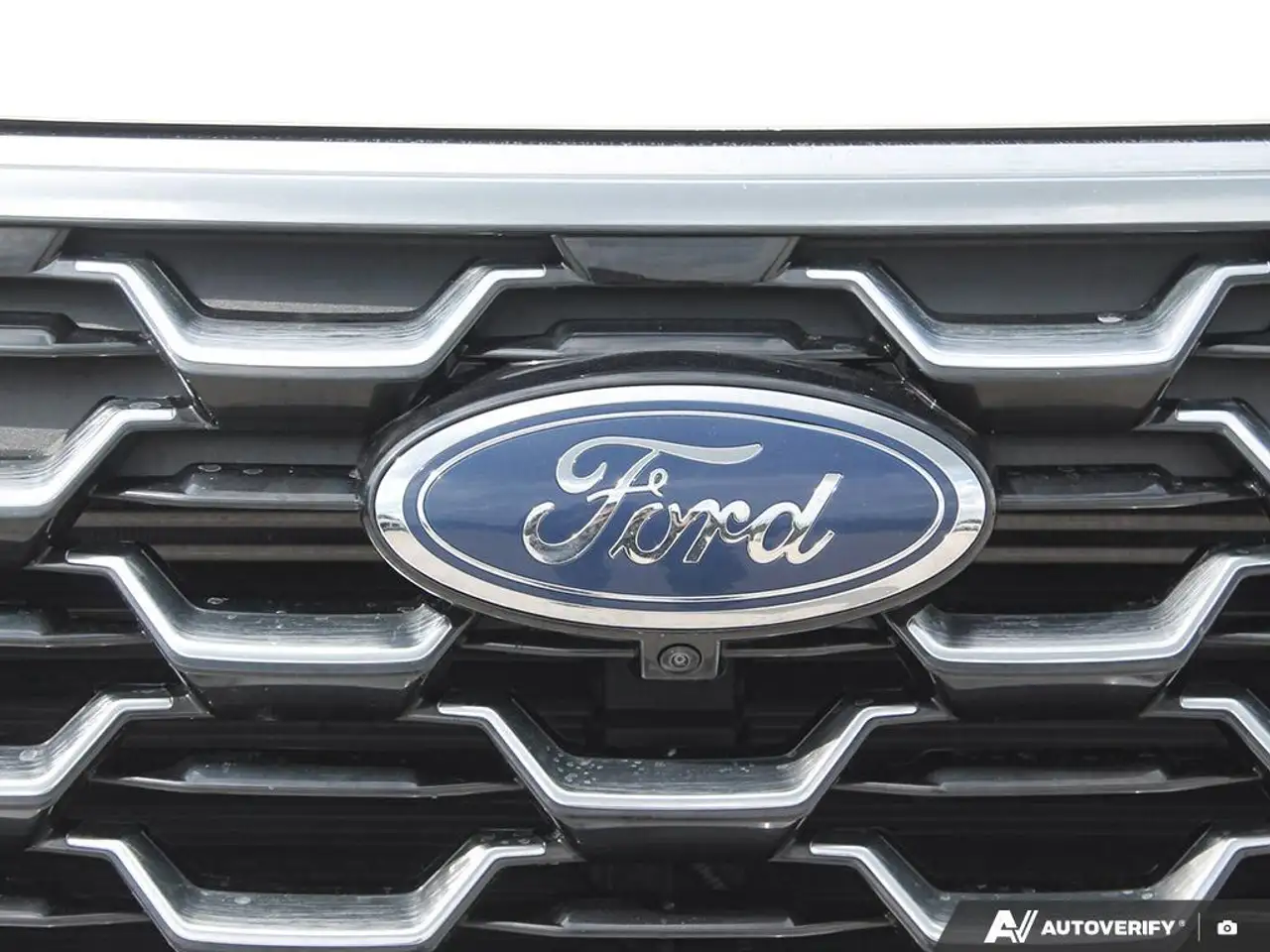 Ford Explorer снимка Ford Explorer