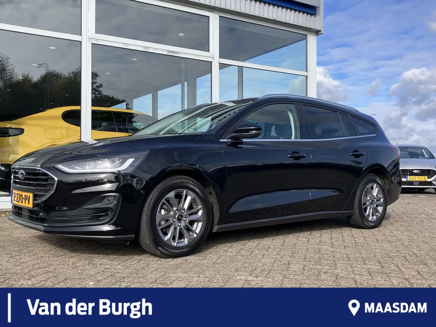 Ford Focus Wagon Titanium 1.0 EcoBoost Hybrid 125pk Ford Focu Zwart - 1