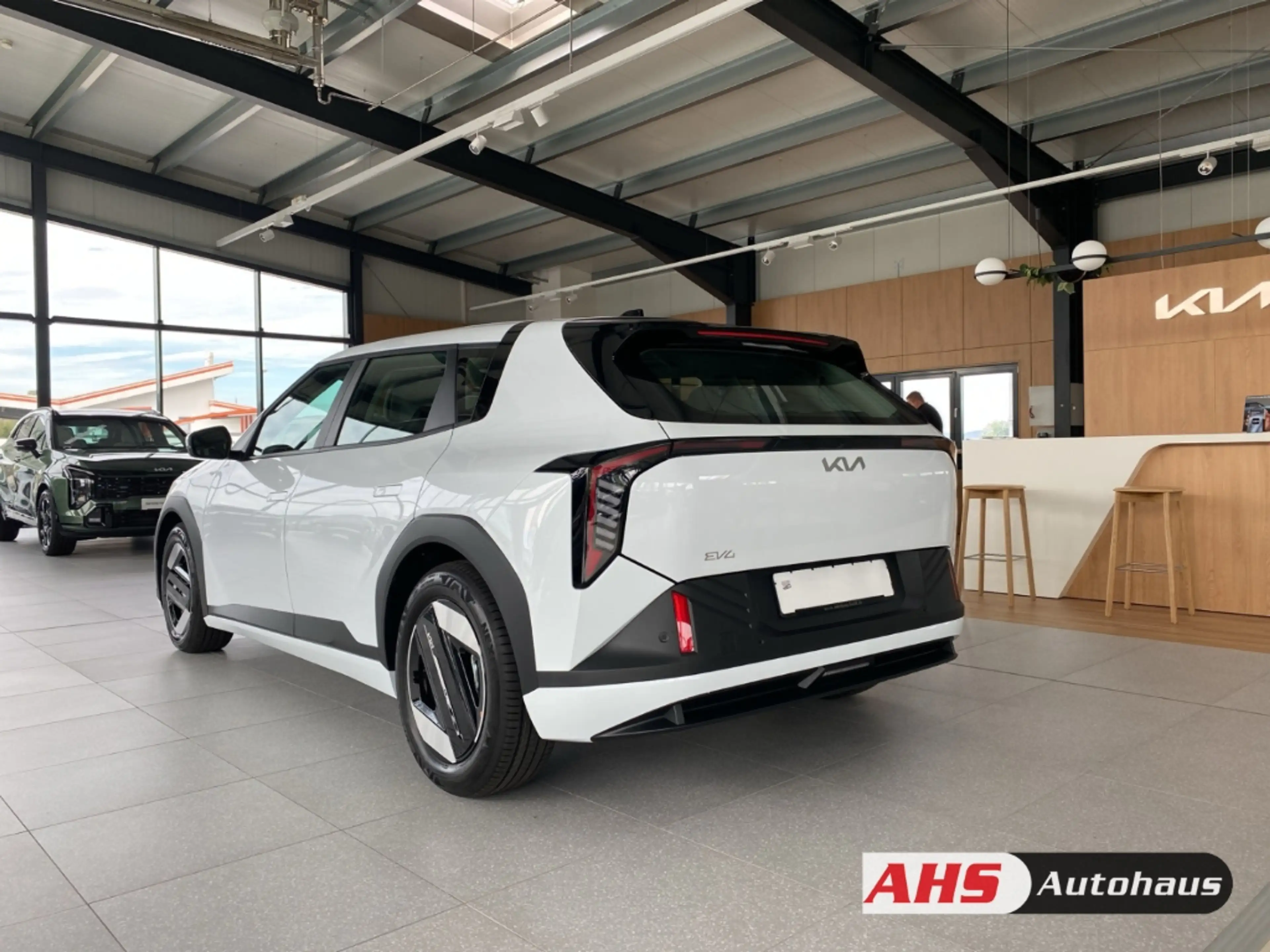 Kia EV4 Air 58,3 kWh Wärmepumpe SHZ Navi LED PDC vo +hi Rü — photo 4