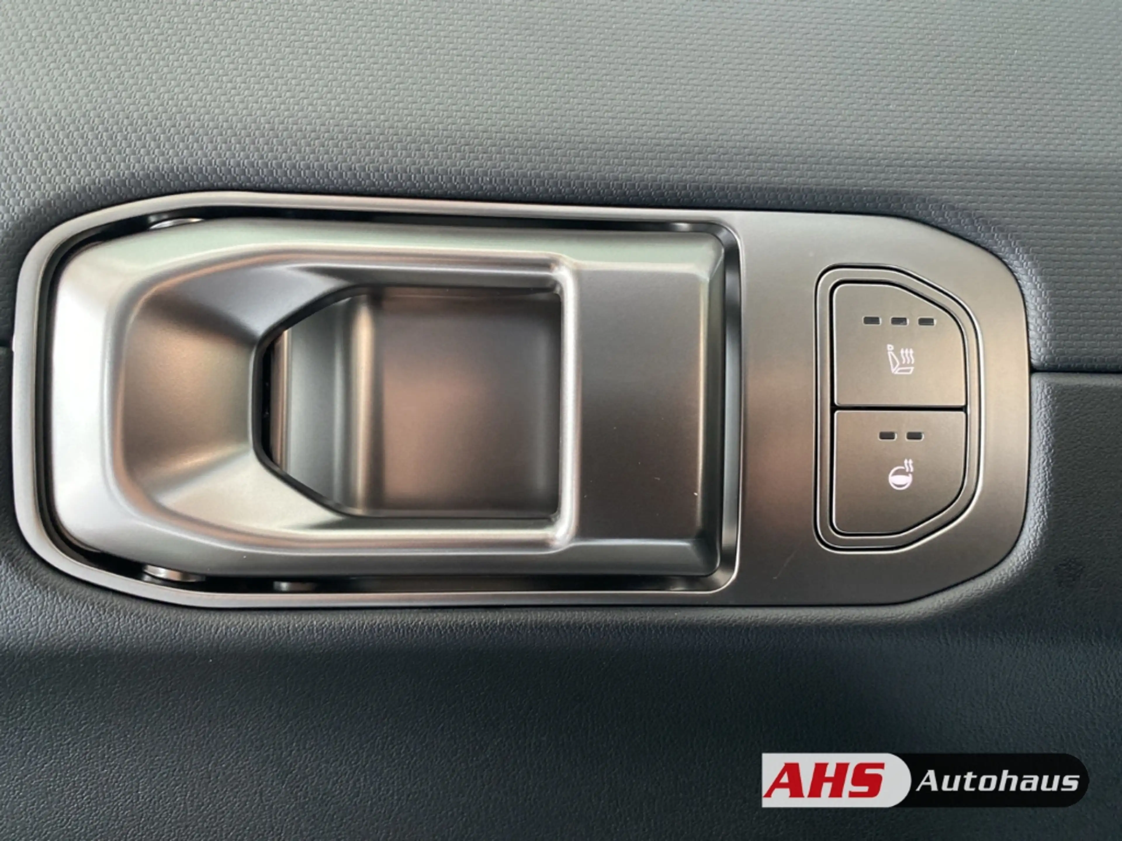 Kia EV4 Air 58,3 kWh Wärmepumpe SHZ Navi LED PDC vo +hi Rü — photo 15