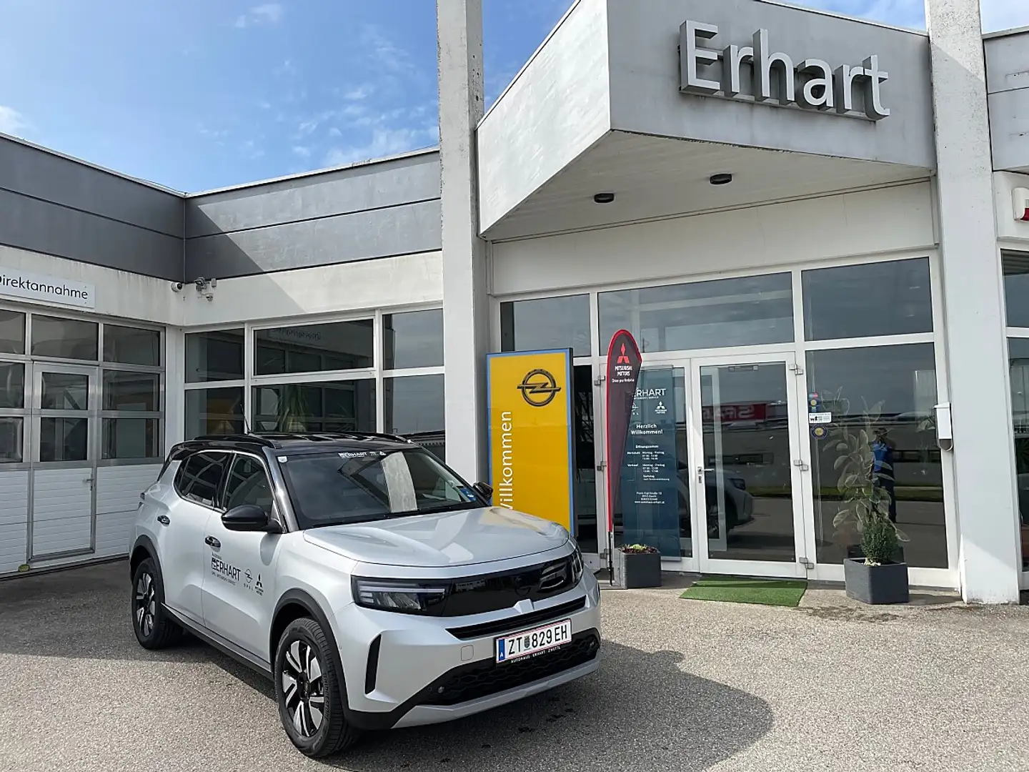 Opel Frontera Elektro 44kWh GS Grau - 1