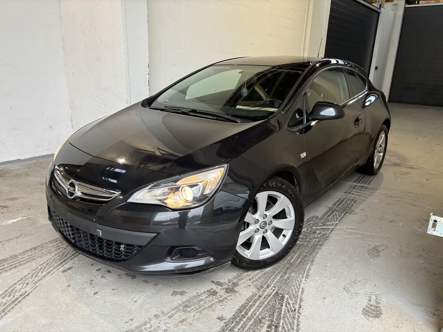 Opel Astra GTC 1.4 Turbo Sport Start&Stop - 1