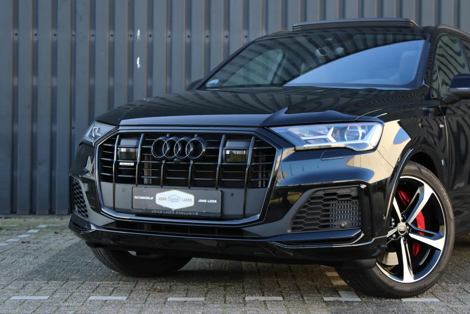 Audi Q7 55 TFSI e quattro S LINE PANO RS STOEL SFEER TREKH Noir - 2