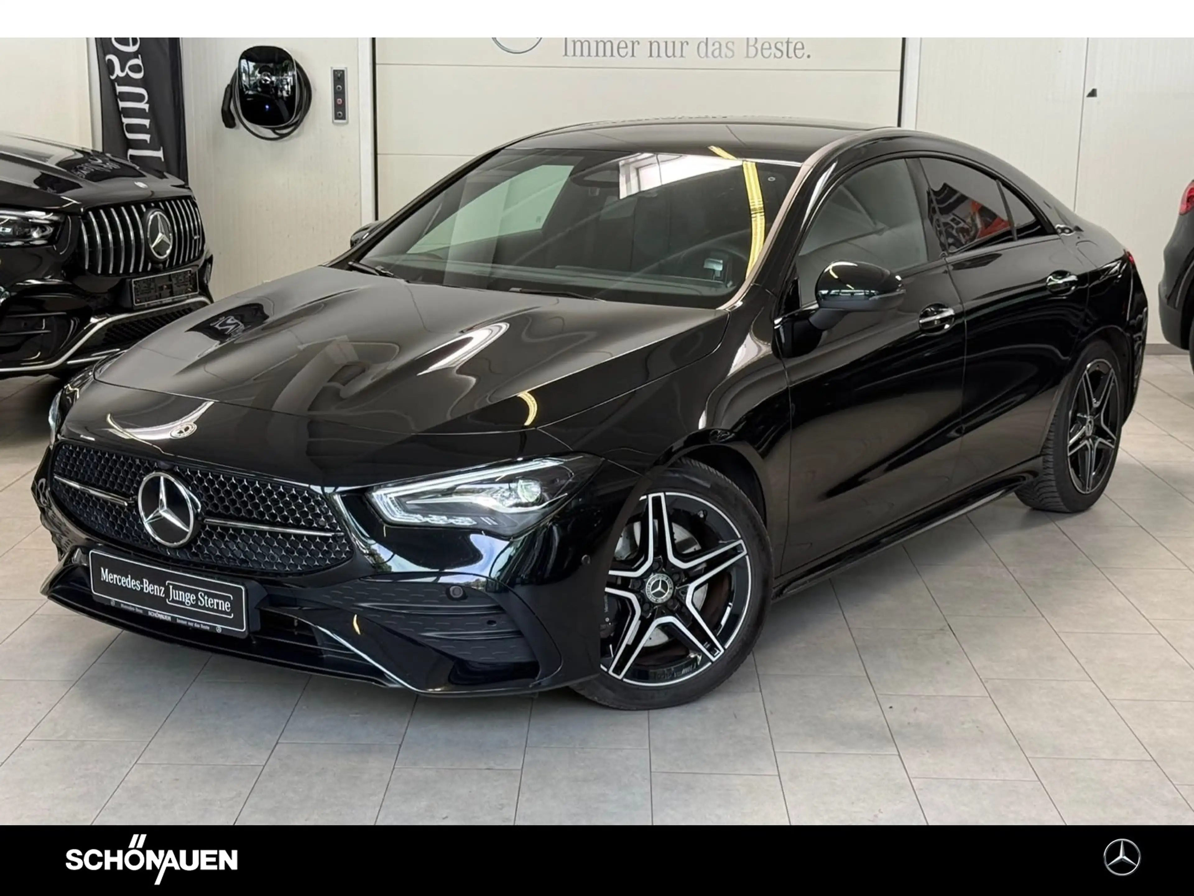 Mercedes-Benz CLA 200 AMG NIGHT+KAMERA+KEYLESS+LED+TOTW+AMBI.