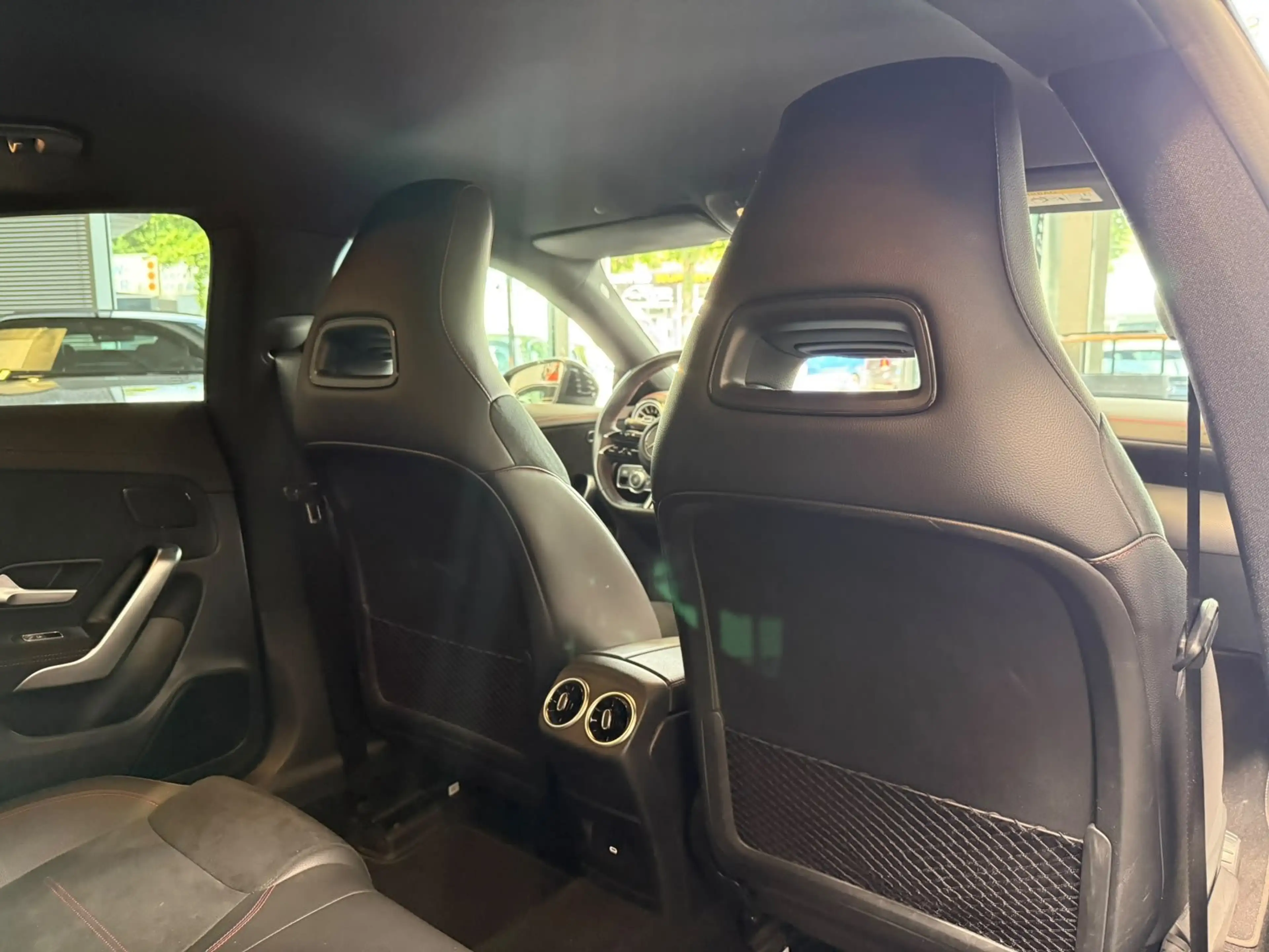 Mercedes-Benz CLA 200 AMG NIGHT+KAMERA+KEYLESS+LED+TOTW+AMBI. — photo 14
