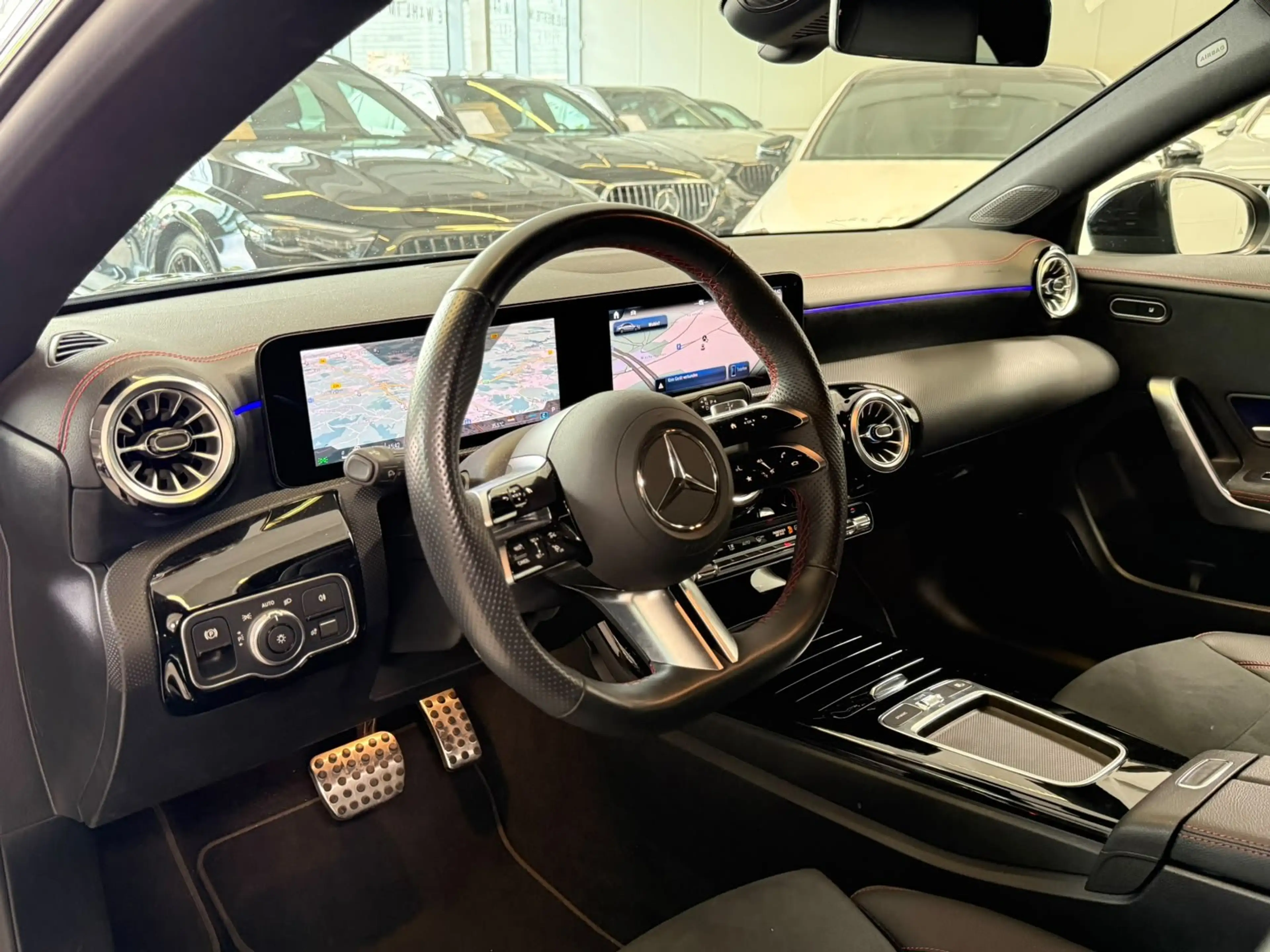 Mercedes-Benz CLA 200 AMG NIGHT+KAMERA+KEYLESS+LED+TOTW+AMBI. — photo 9