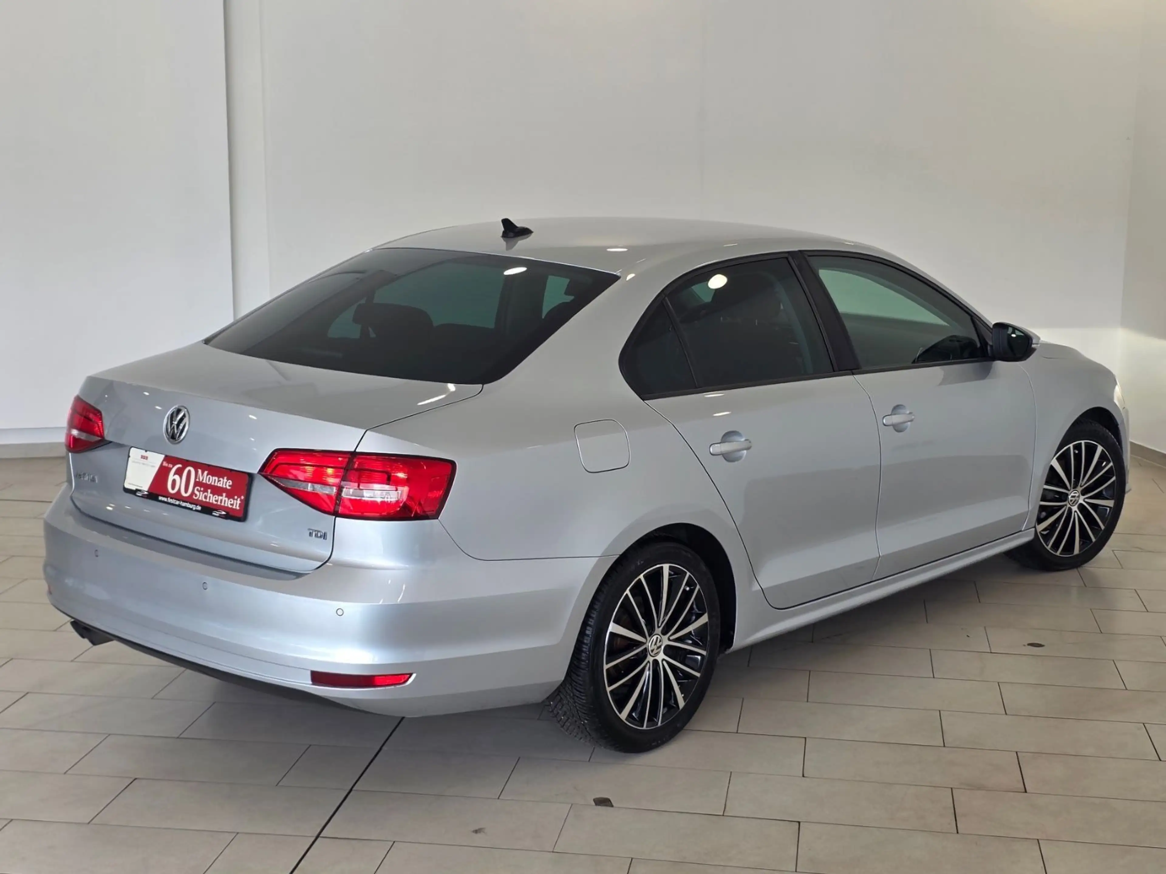 Volkswagen Jetta 2.0 TDI BMT Tech|AHK|BIXENON|NAVI|2-HAND| — photo 7
