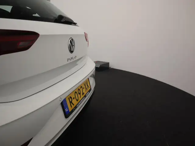 Volkswagen Polo view 5