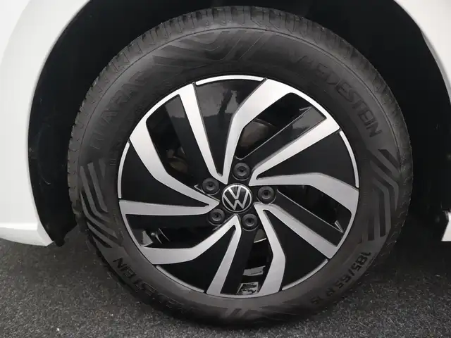 Volkswagen Polo view 6