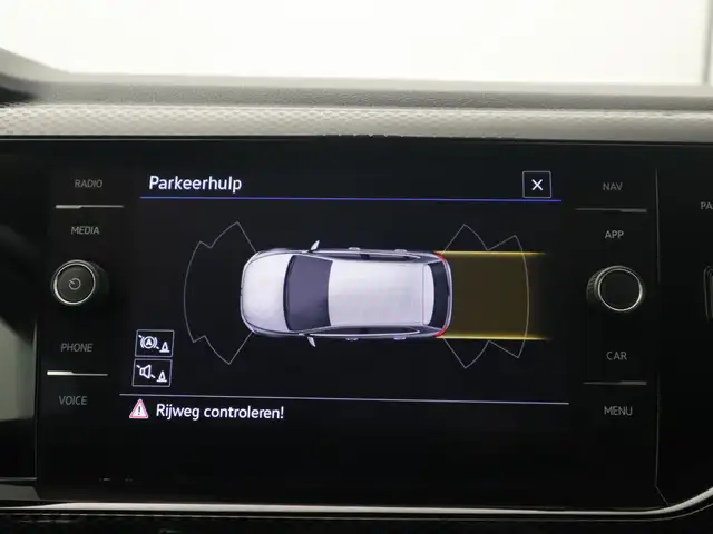 Volkswagen Polo view 12