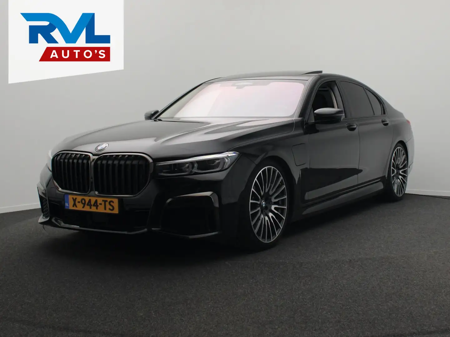 BMW 745 7-serie 745e High Executive *M Sport* Xpel Massage Schwarz - 1