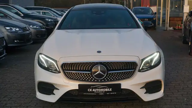 Mercedes-Benz E 350 Coupe d 4Matic*LED*PANO*360°*AMG-LINE*