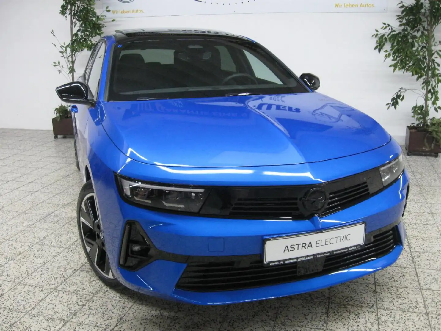 Opel Astra Electric GS Blau - 2
