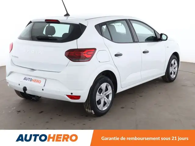 Dacia Sandero view 6