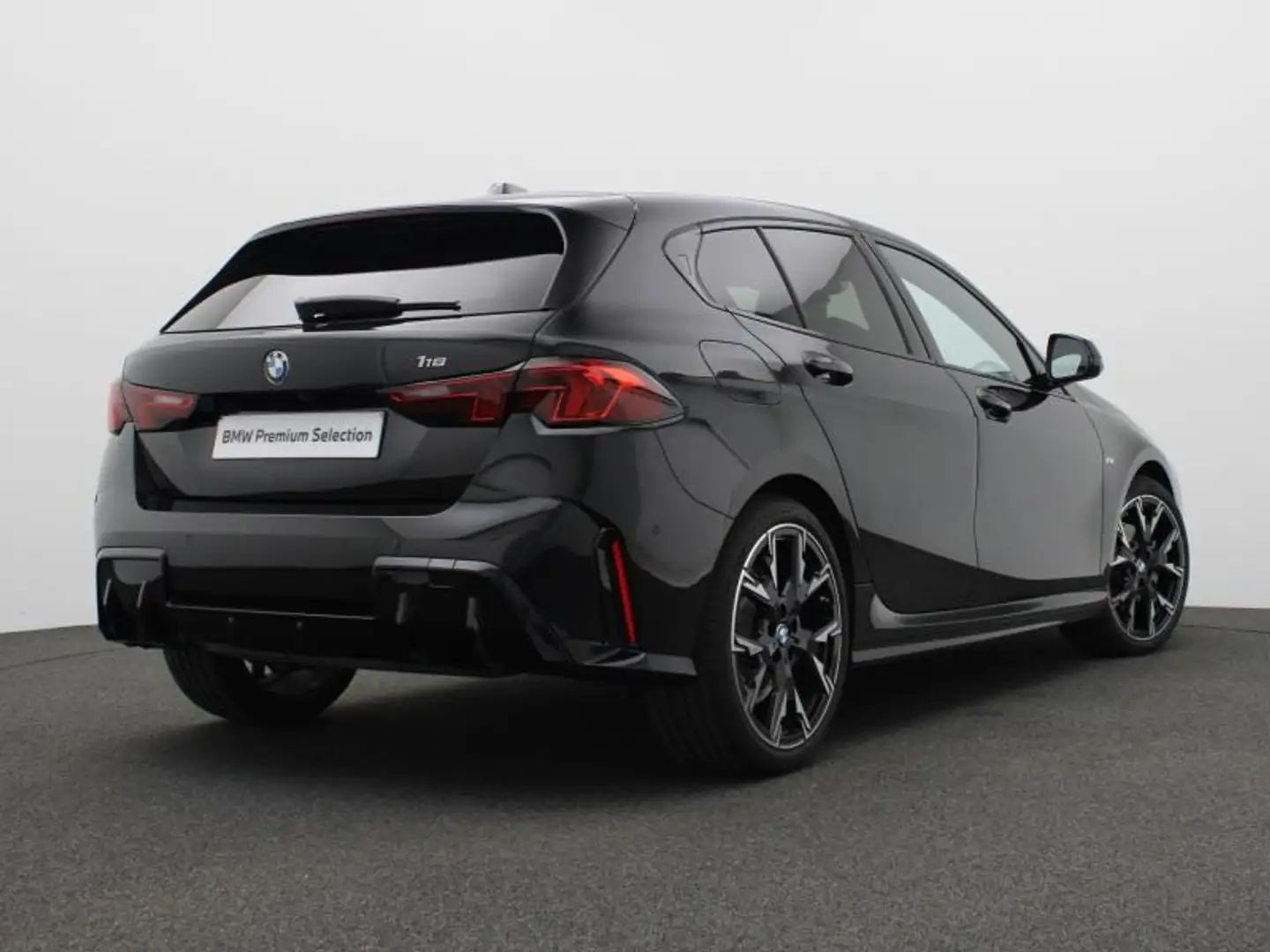 BMW 116 M SPORT - AUTOMAAT - harman-ka Noir - 2