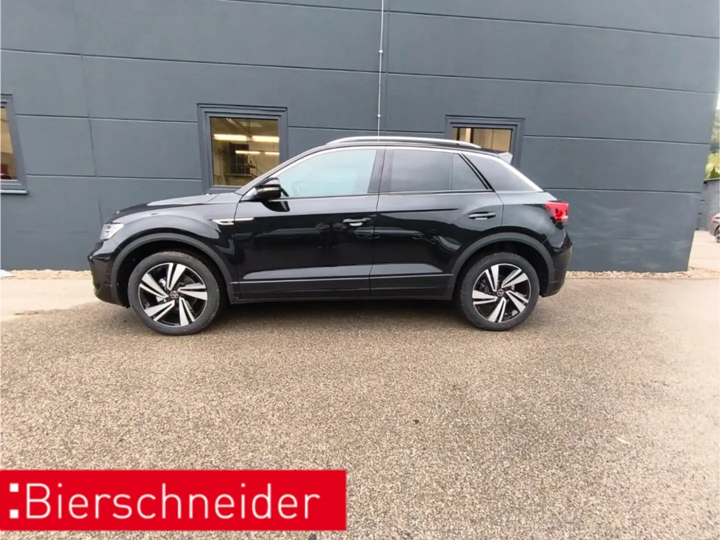 Volkswagen T-Roc 1.5 TSI DSG R-Line KAMERA ACC LED Schwarz - 2