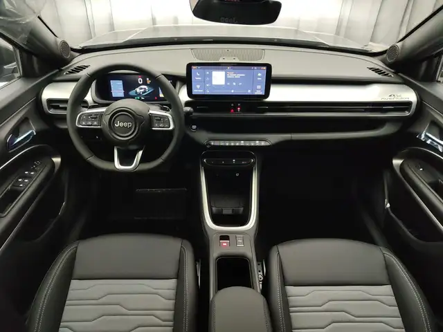 Jeep Avenger view 10