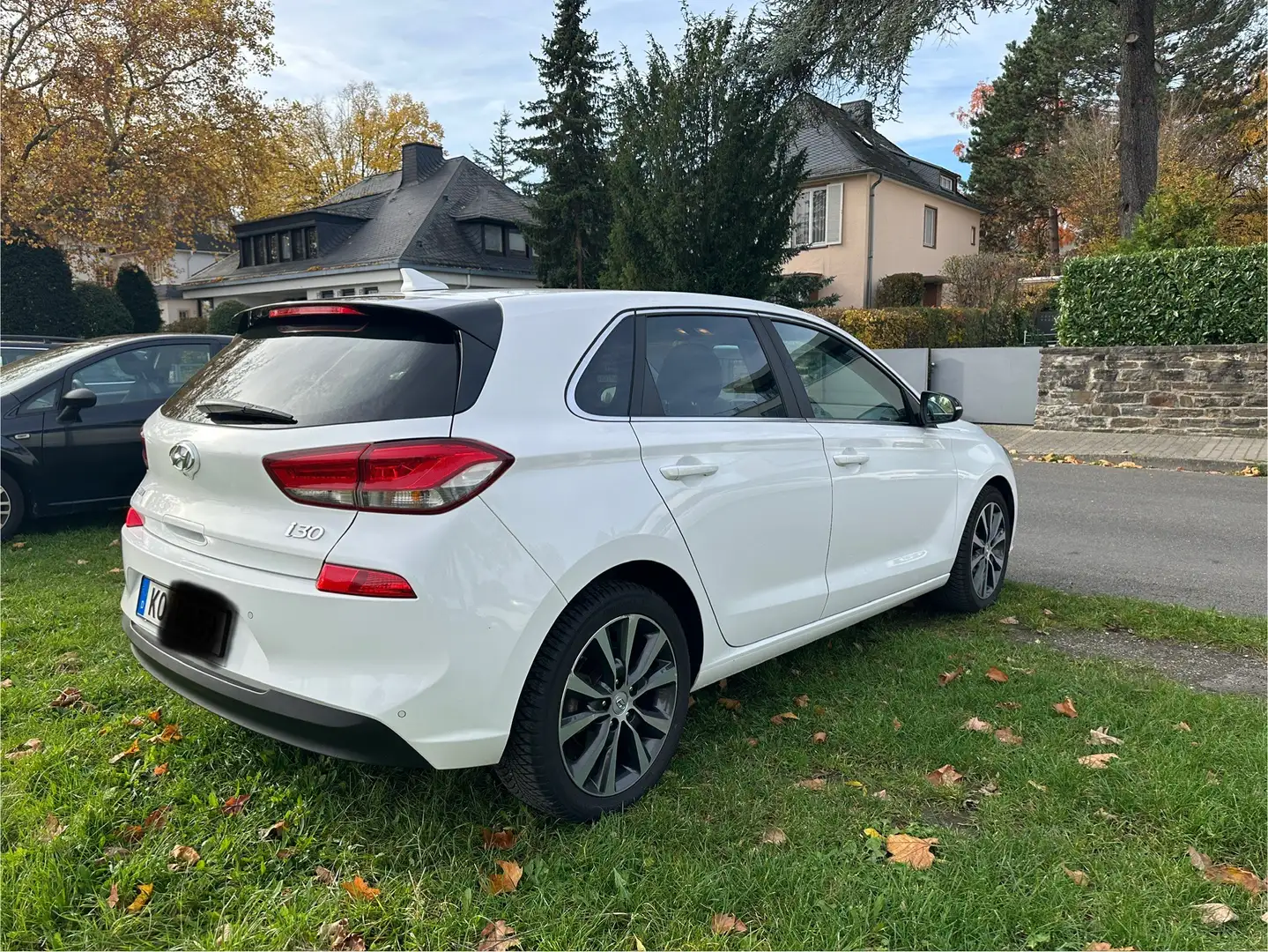 Hyundai i30 1.0 T-GDI Intro Edition Weiß - 2