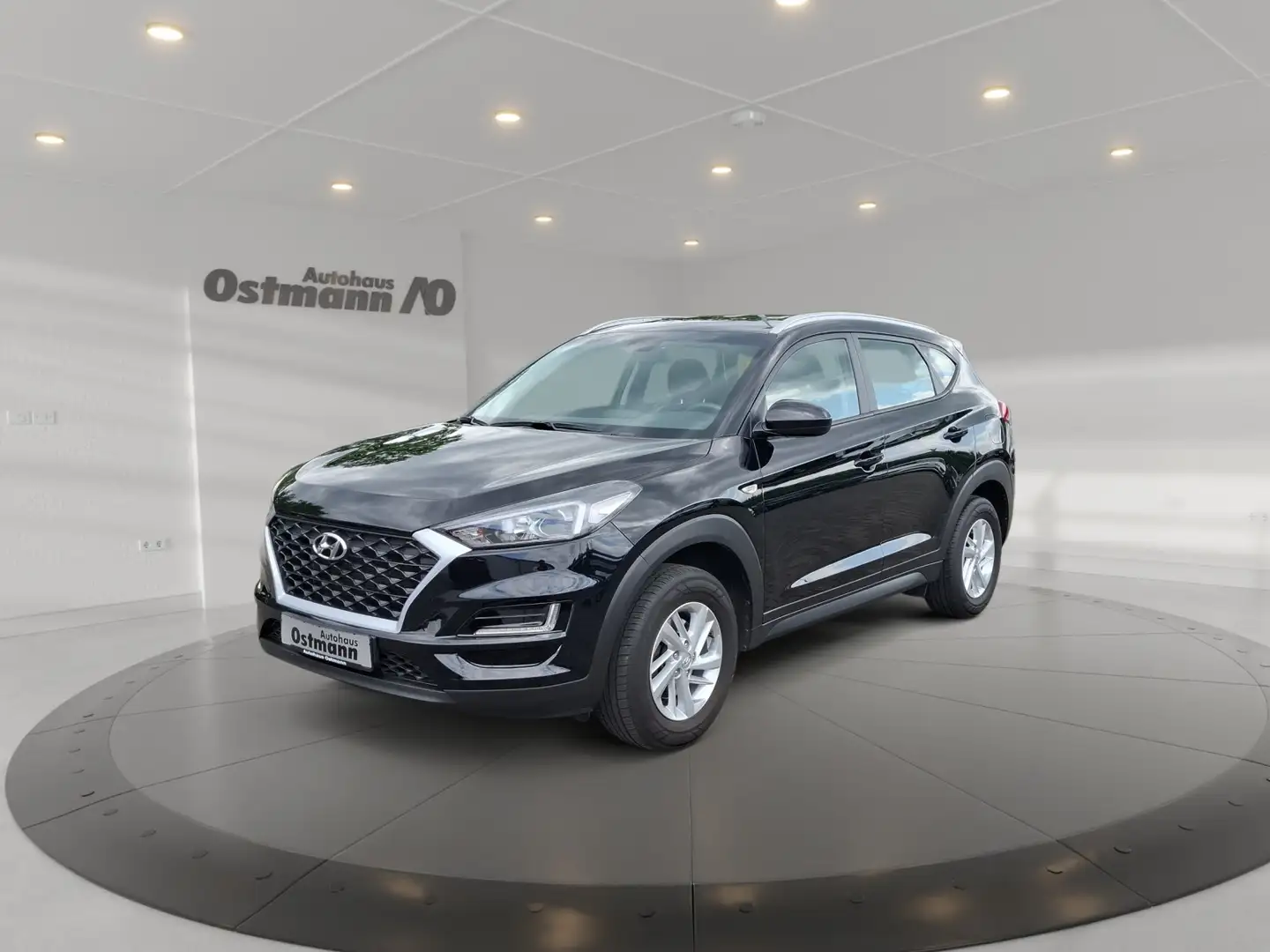 Hyundai TUCSON 1.6 blue Classic LM Tempo PDC SHZ Klima Negro - 1
