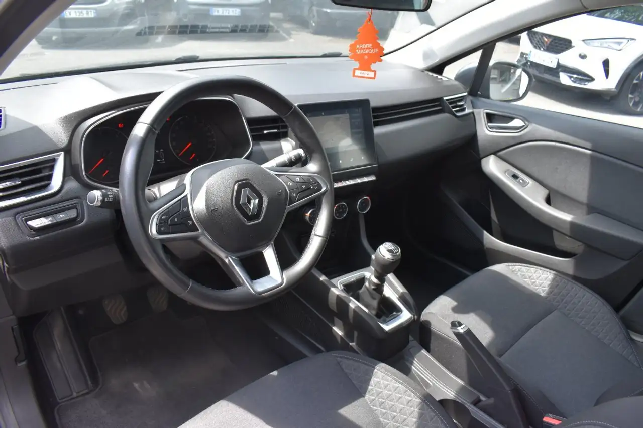 Renault Clio Citadine 5 portes — photo 10