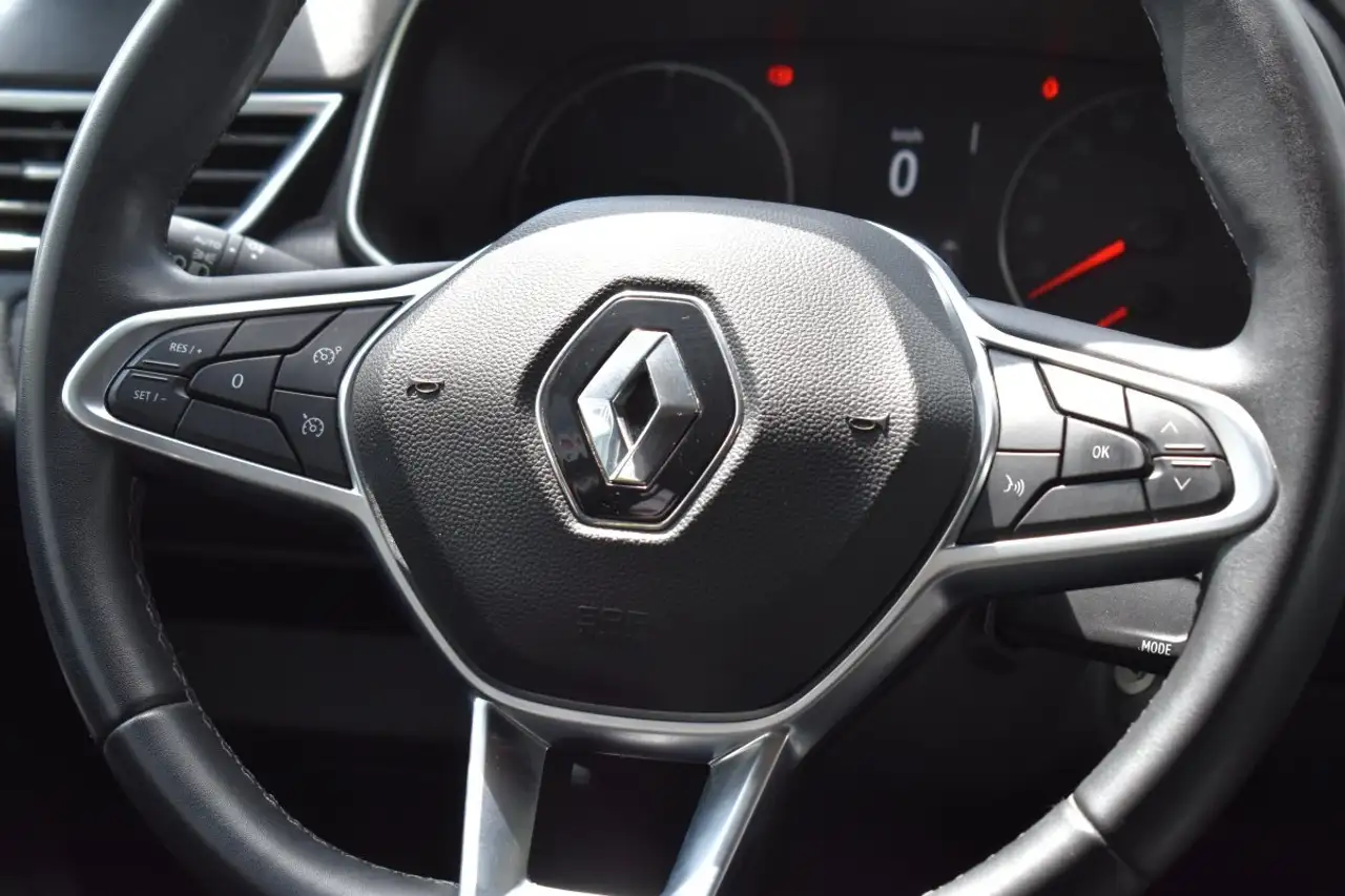 Renault Clio Citadine 5 portes — photo 13