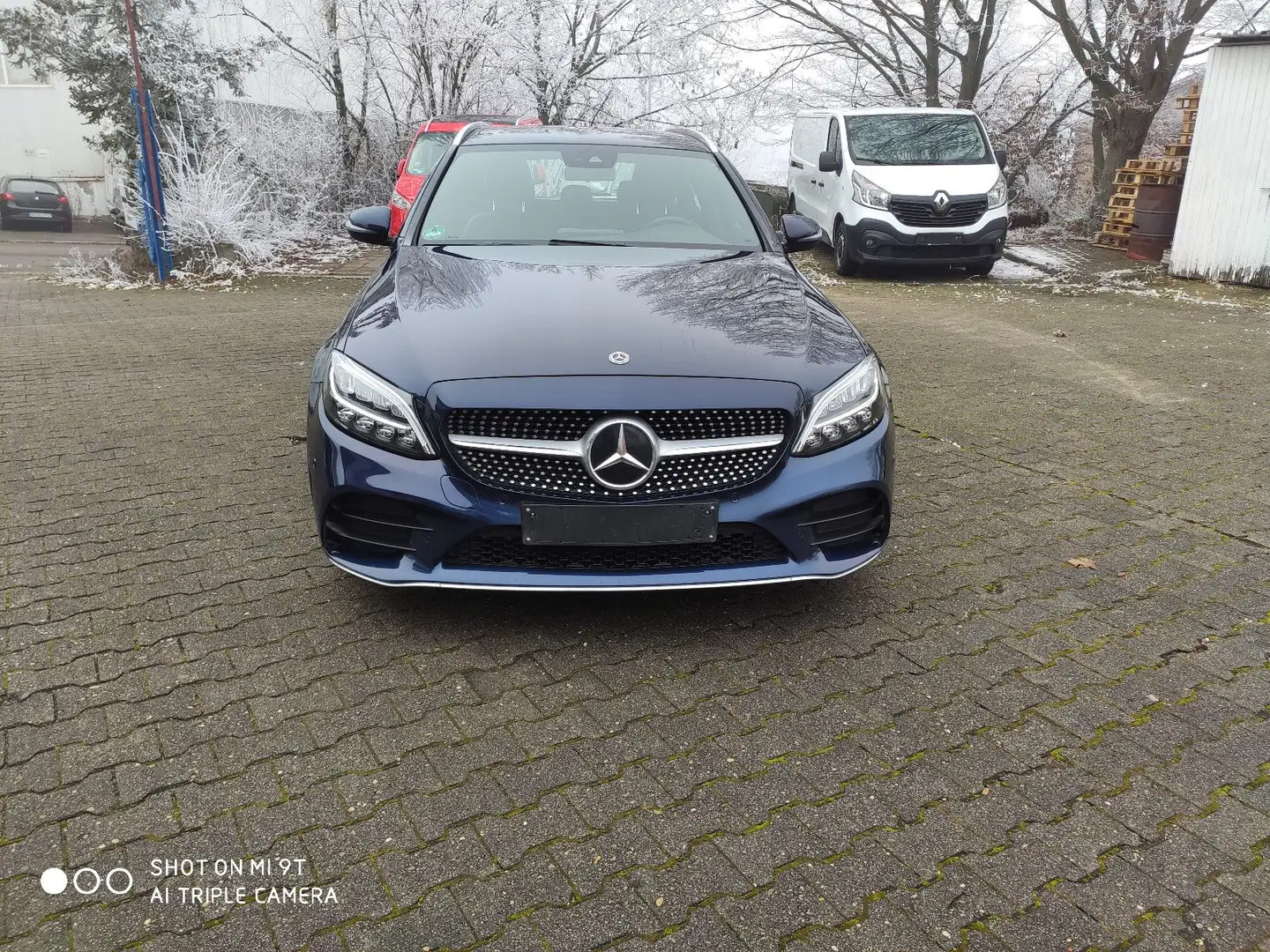 Mercedes-Benz C 220 C -Klasse T-Modell C 220 T d AMG Line Bleu - 1