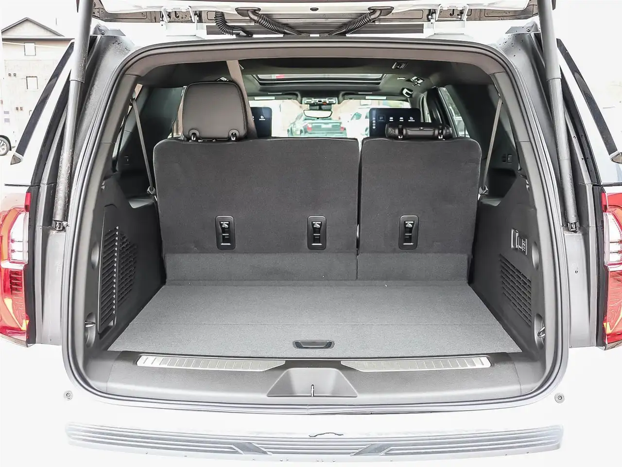 GMC Yukon снимка GMC Yukon