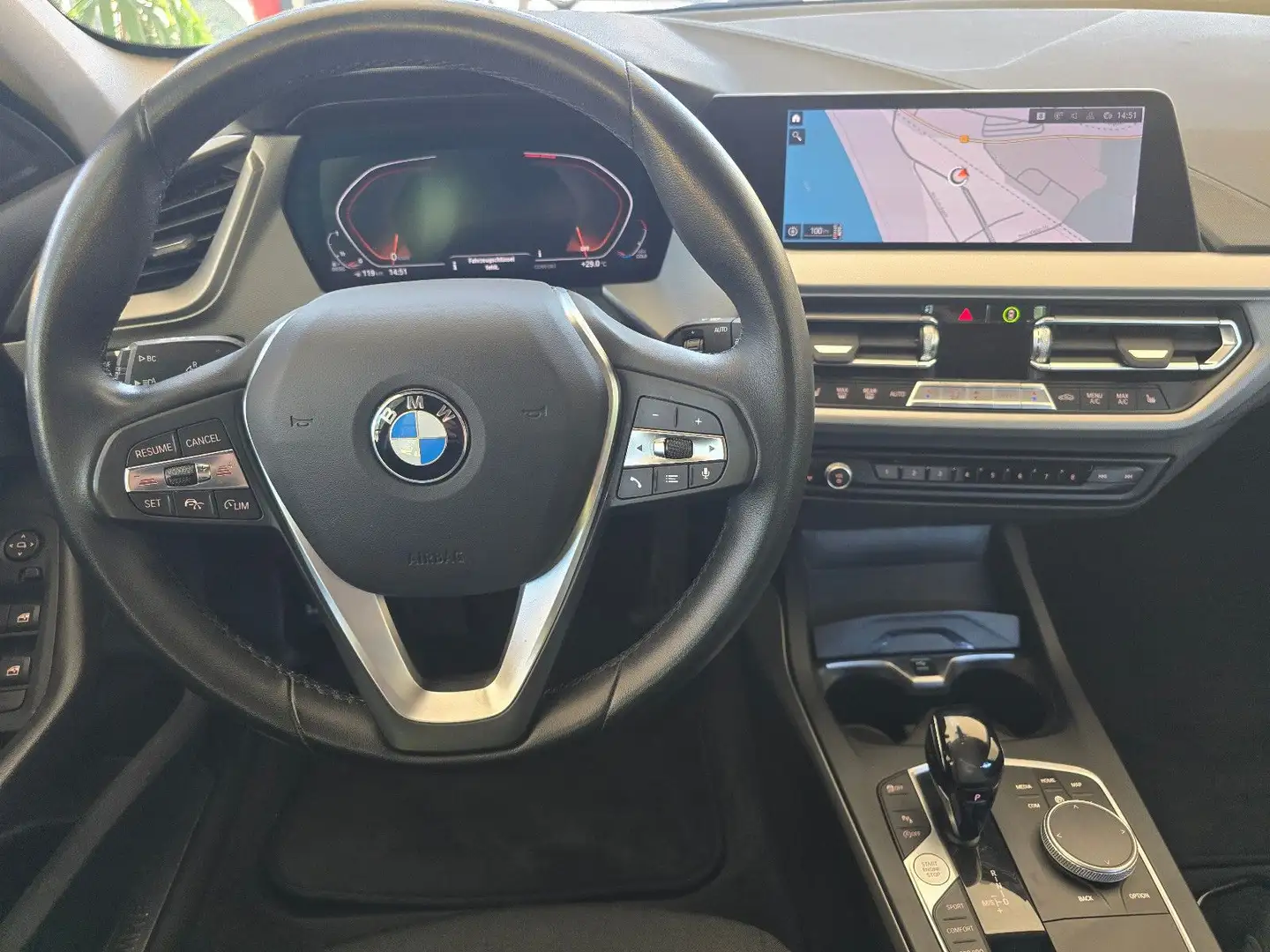 BMW 118 d *Navi*inkl. 24 Mon. MPR-Garantie* Silber - 2