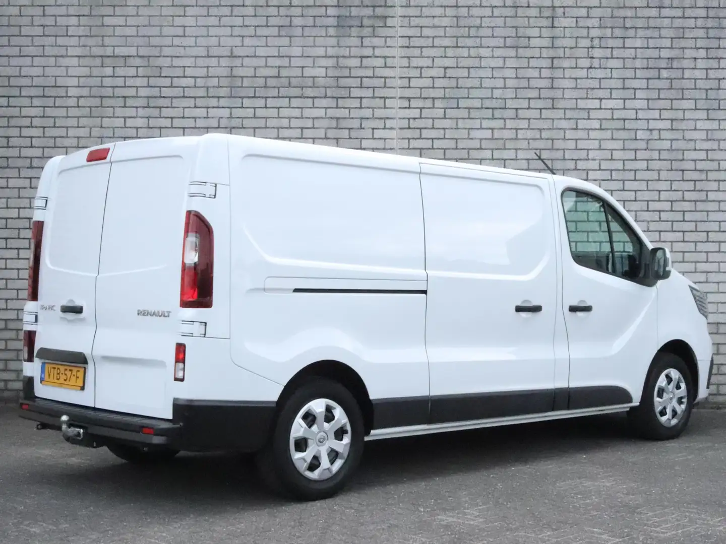 Renault Trafic 2.0 dCi 130 T30 L2H1 Work Edition | Trekhaak | Nav Bianco - 2