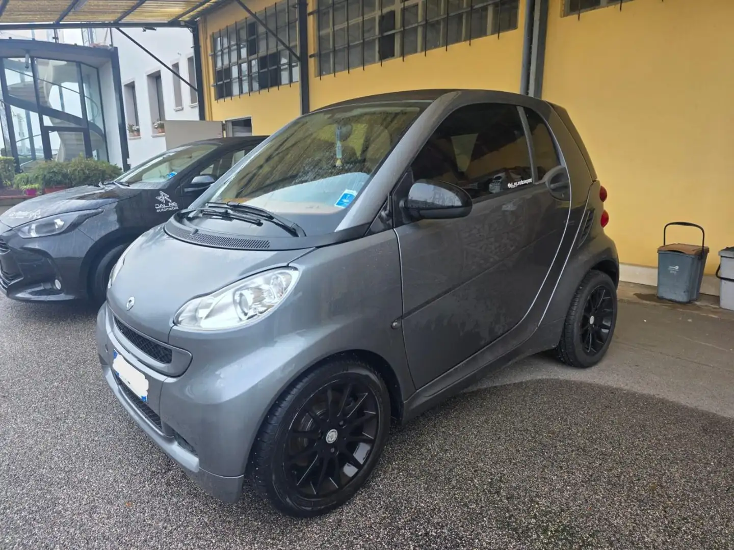 smart forTwo 1000 52 kW coupé passion Grigio - 1