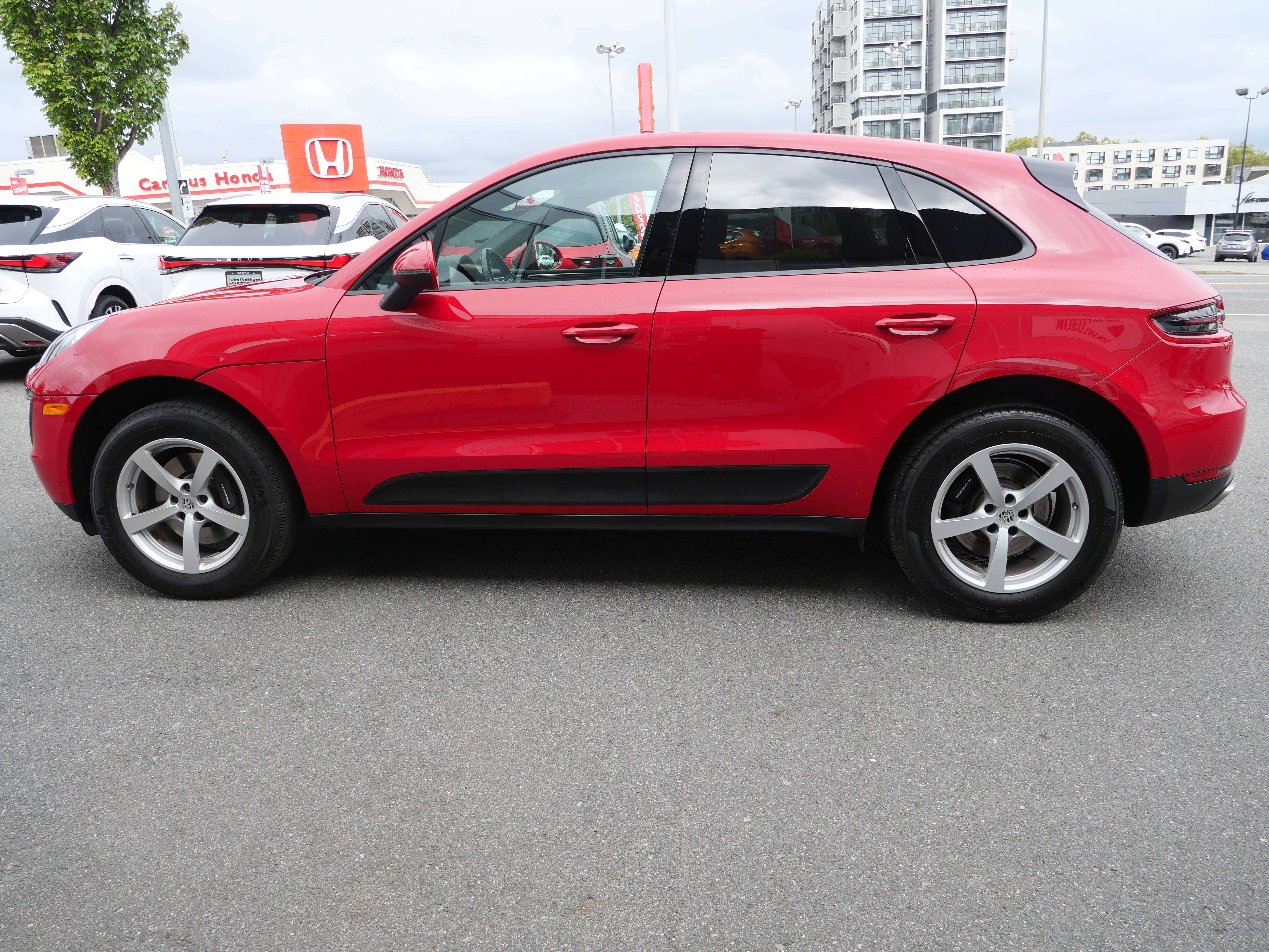 2018 Porsche Macan