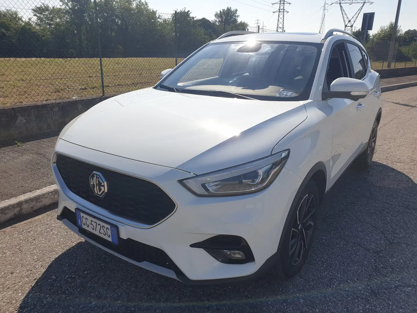 MG ZS 2021 1.0 Luxury Benzina Wit - 1