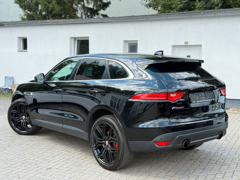 Jaguar F-Pace F-PACE — photo 4