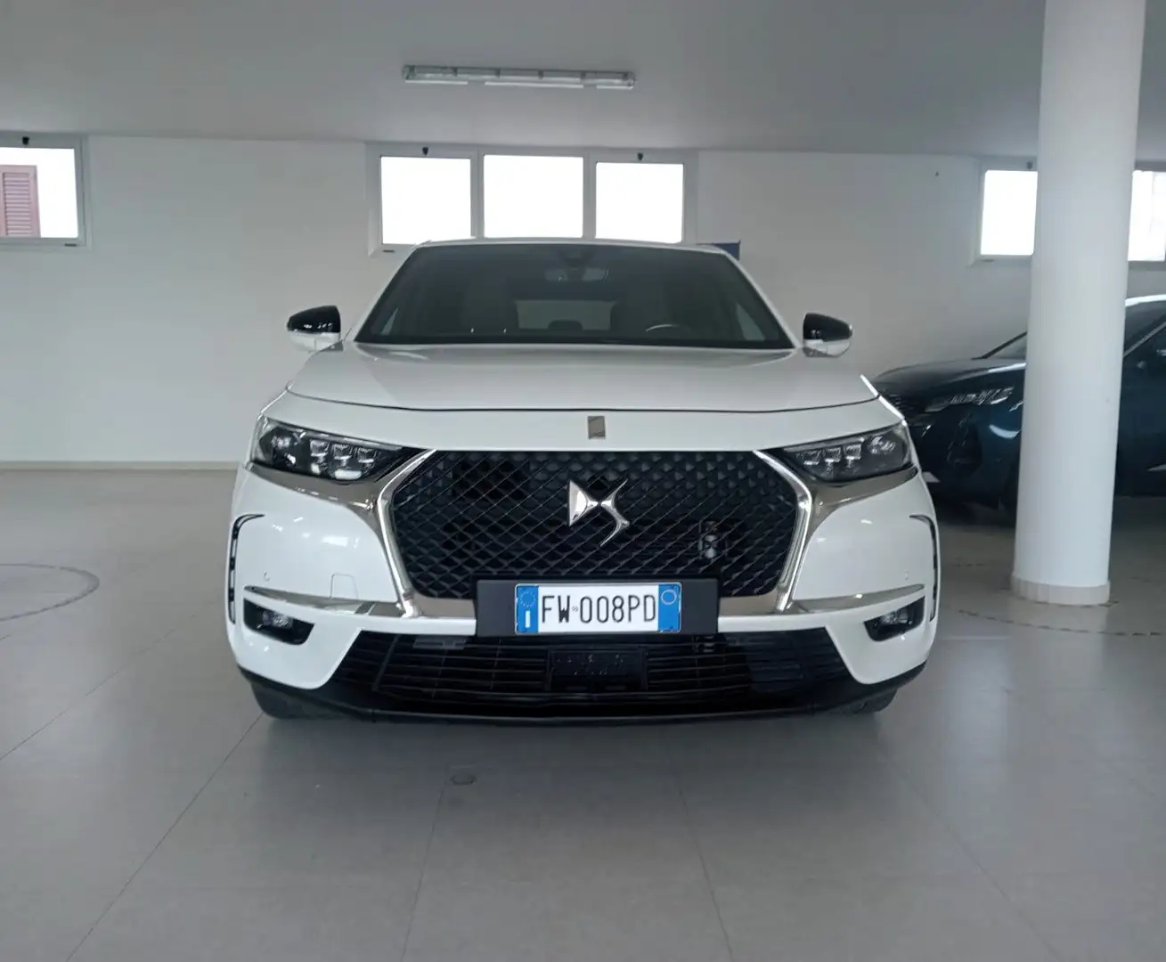 DS Automobiles DS 7 Crossback DS7 Crossback 2.0 bluehdi So Chic 180cv auto Bianco - 1