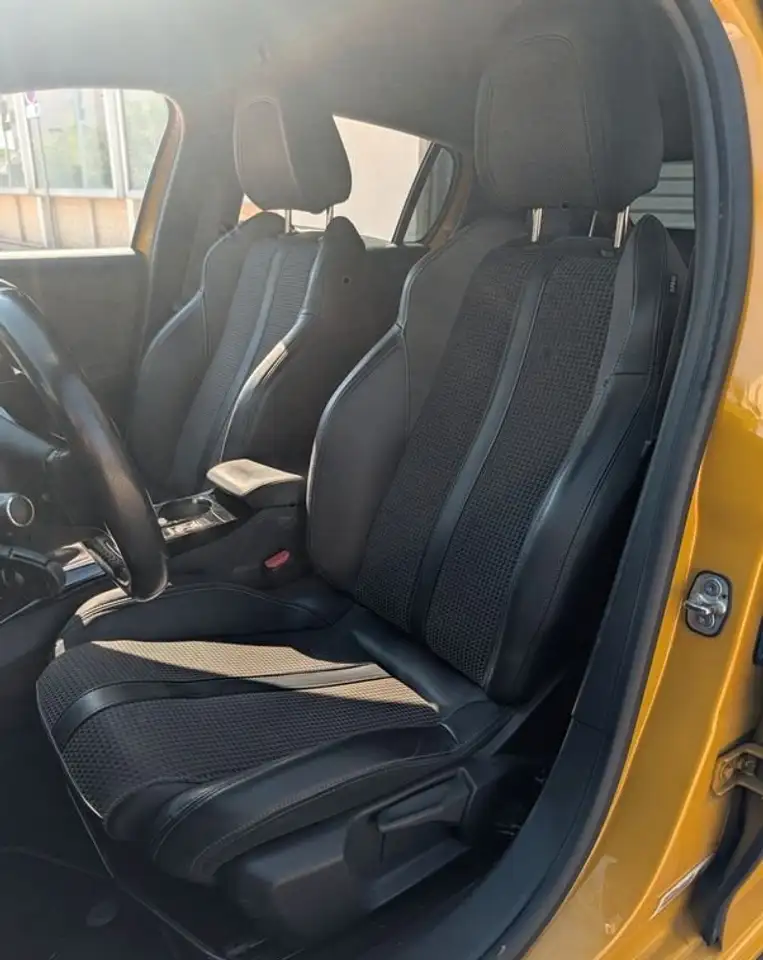 Peugeot 208 208 — photo 4