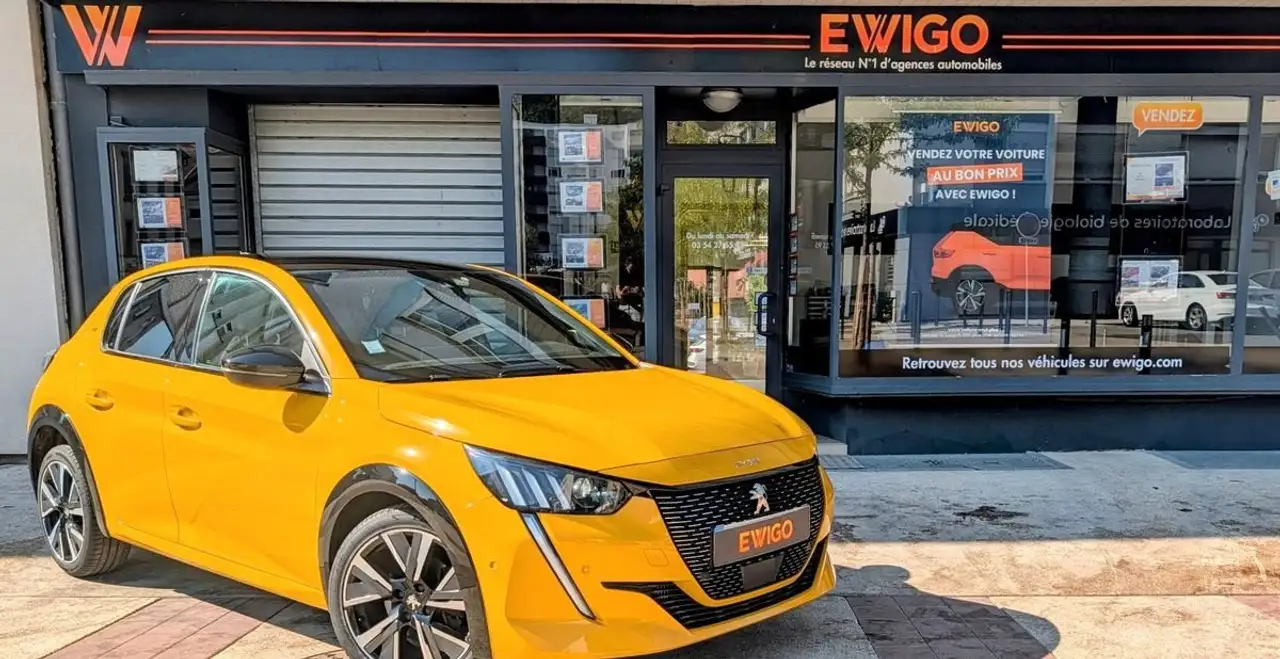 Peugeot 208 208 — photo 8