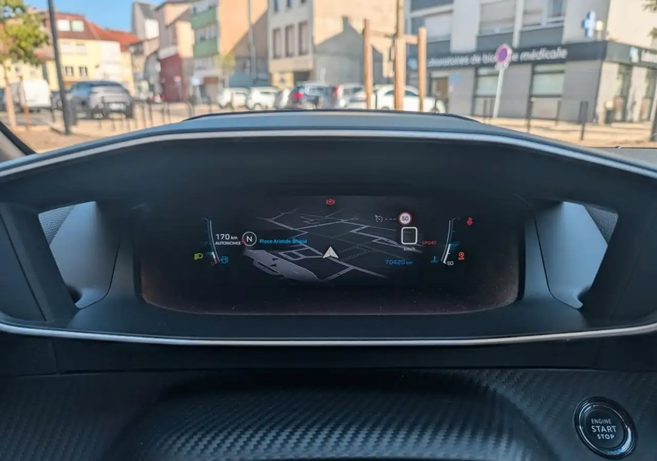 Peugeot 208 208 — photo 6