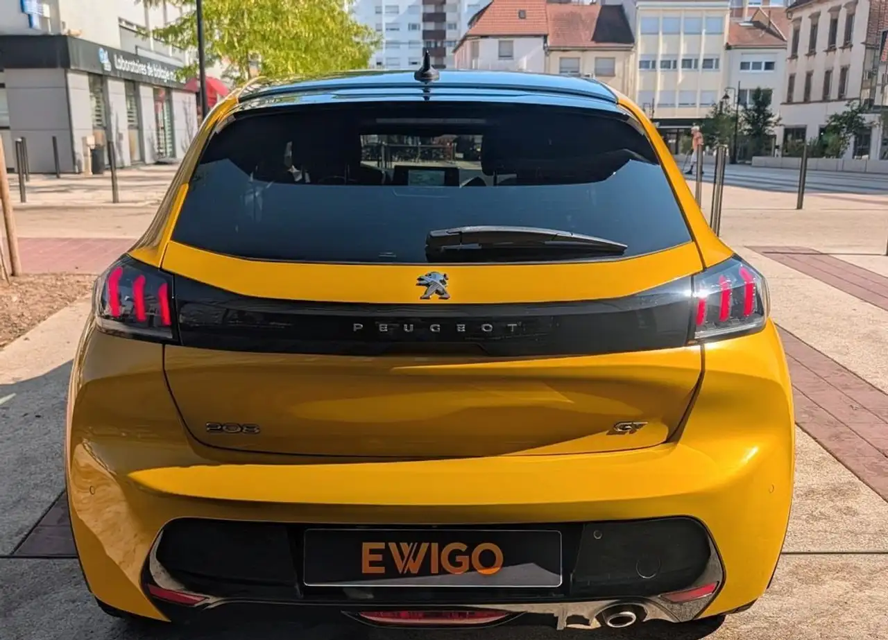 Peugeot 208 208 — photo 12