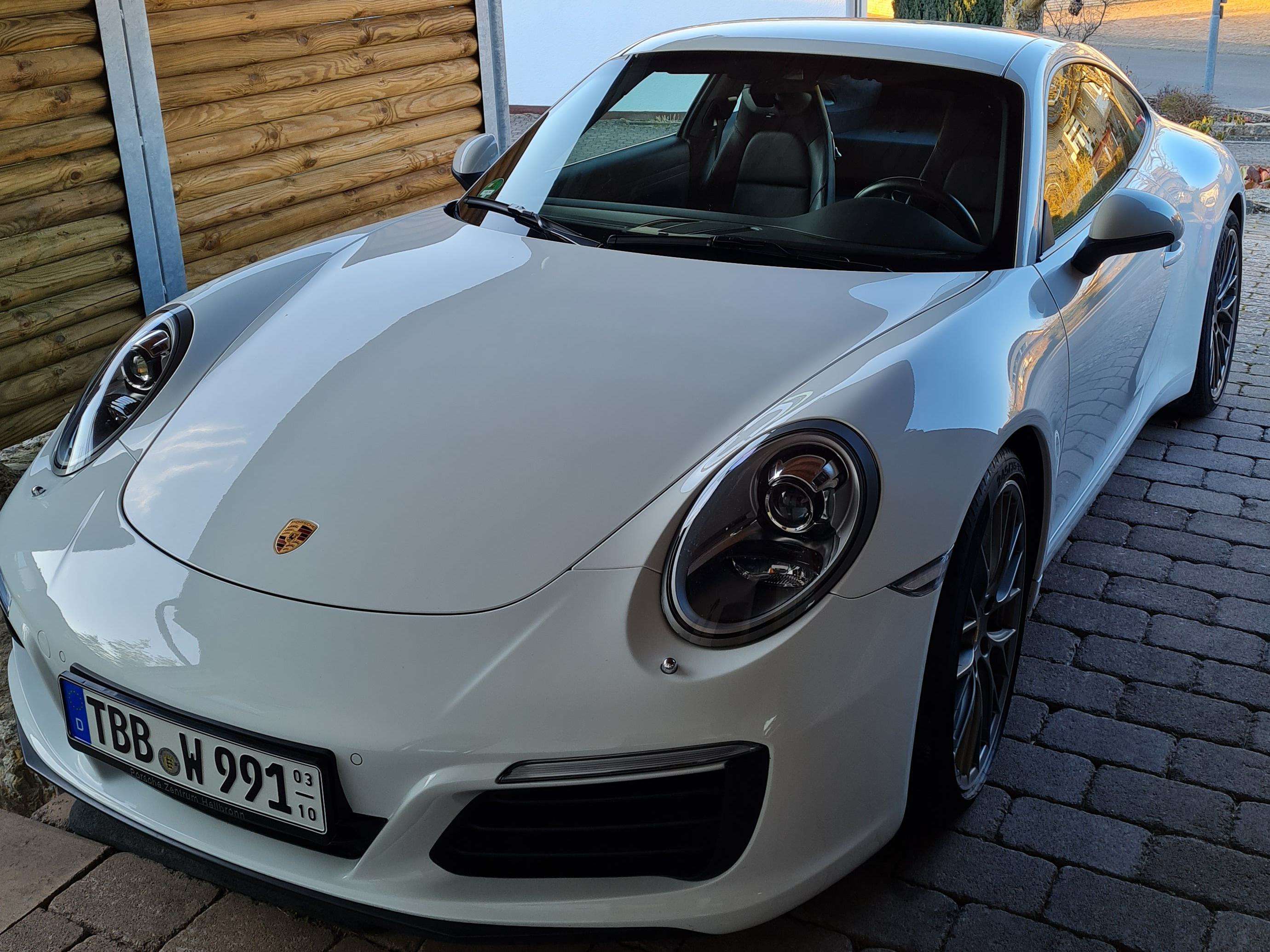 Second hand Porsche 911 