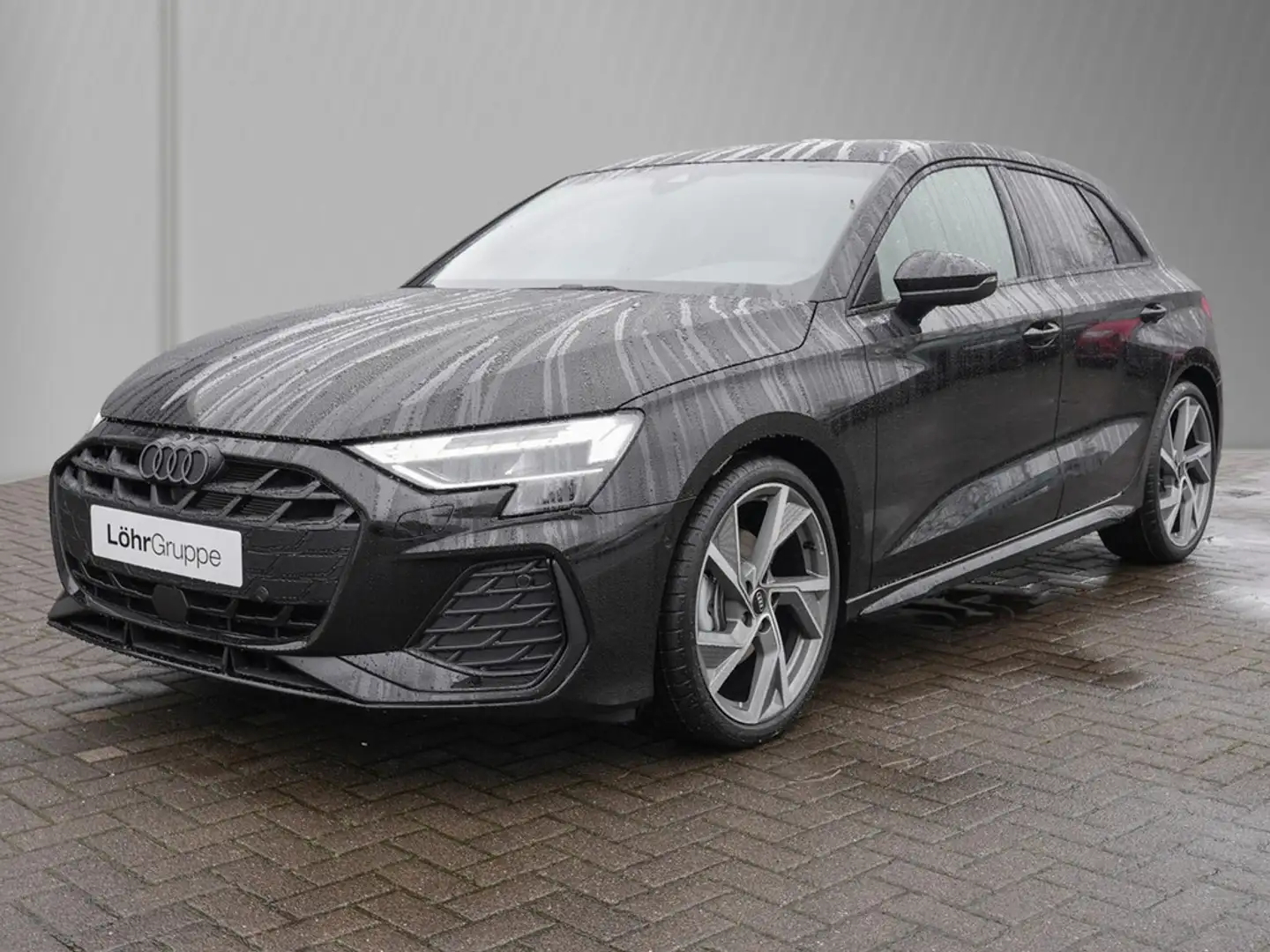 Audi A3 Sportback 35 TFSI S line S tronic 110 kW / 150 PS Schwarz - 2