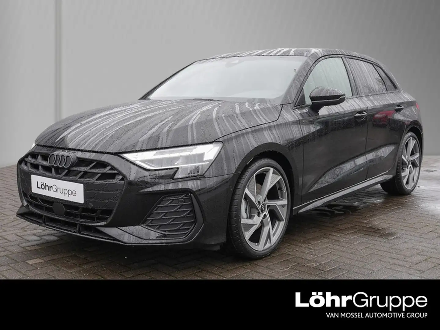 Audi A3 Sportback 35 TFSI S line S tronic 110 kW / 150 PS Schwarz - 1