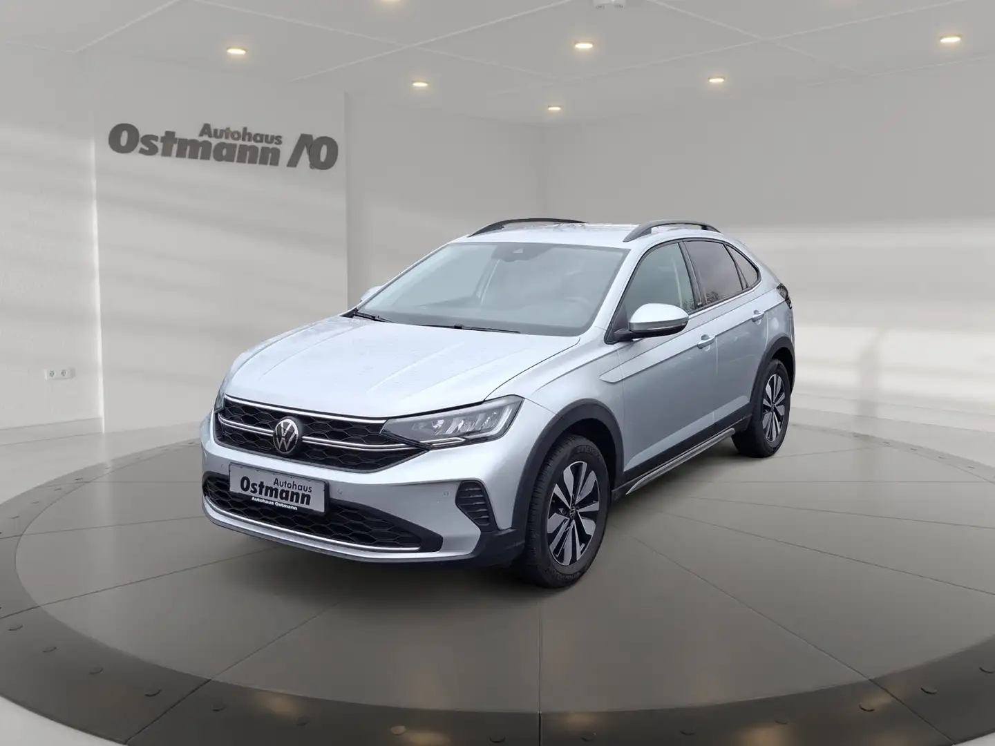 Volkswagen Taigo 1.0 TSI Move AHK ACC CarPlay PDC SHZ Silber - 2