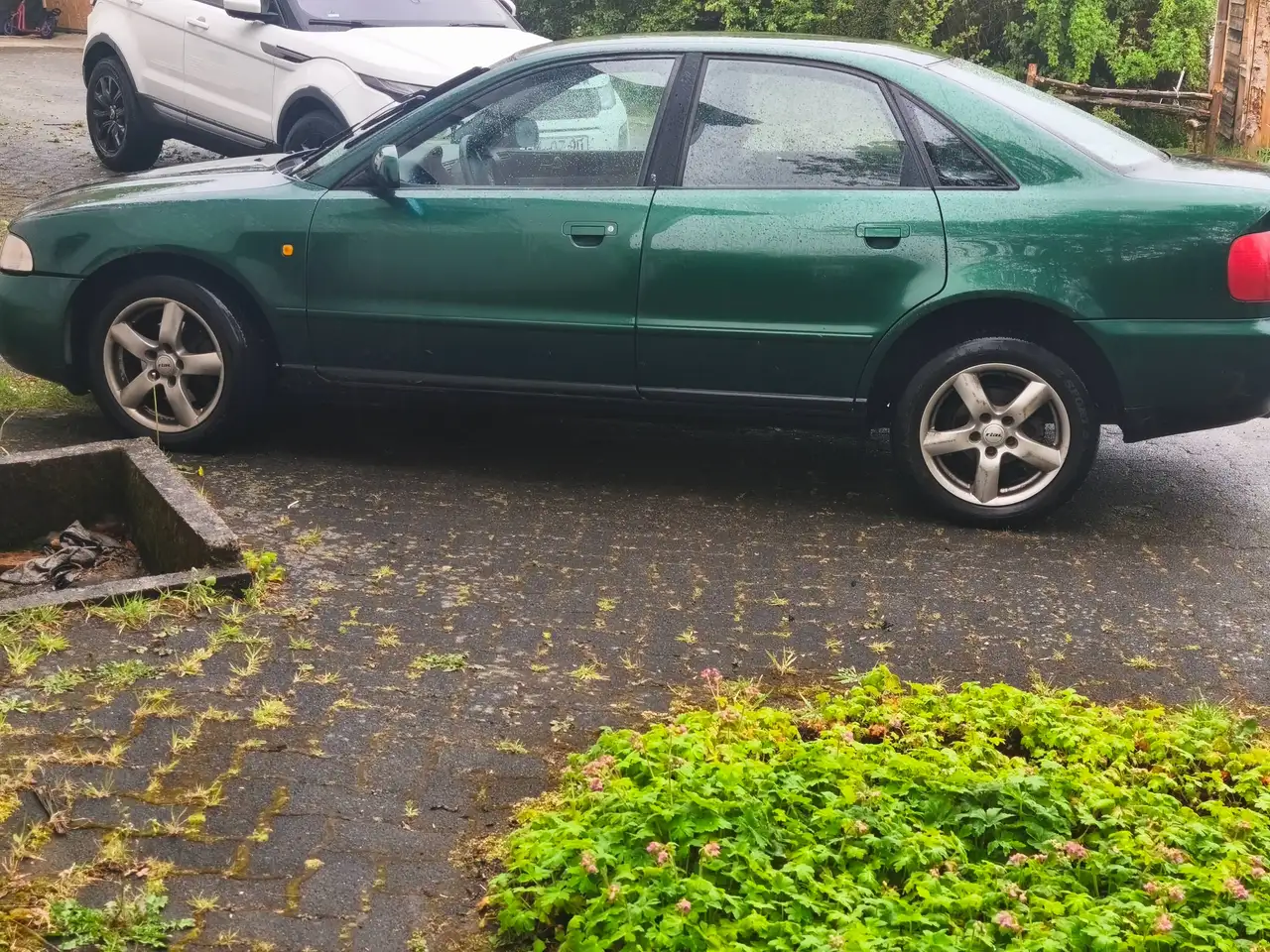 Audi A4 Avant 1.8, foto 1