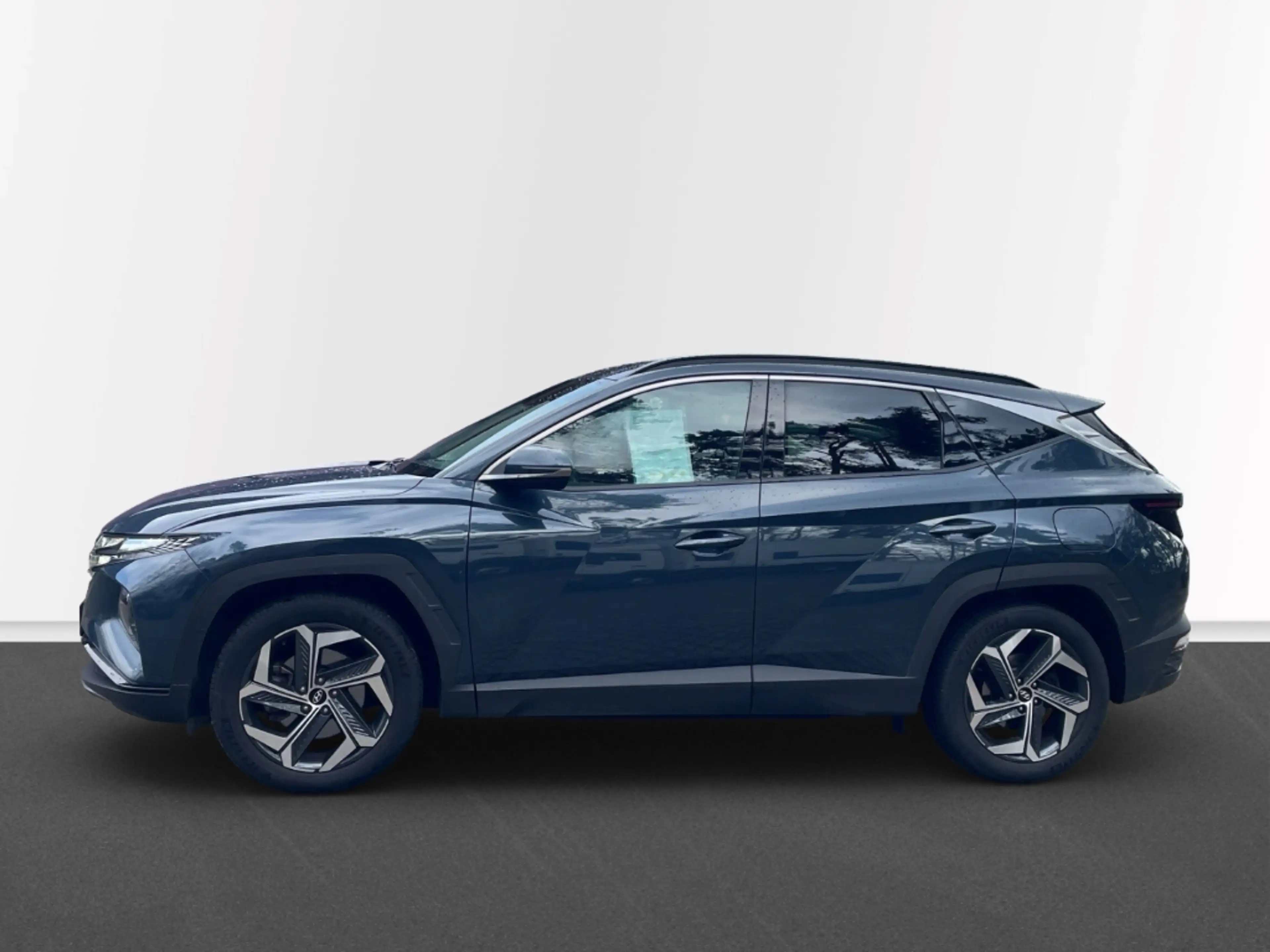 Hyundai TUCSON Trend Plug-In Hybrid 4WD Plug-In-Hybrid Navi — photo 2