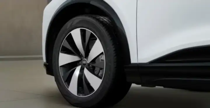 Audi Q6 e-tron 2025, foto 5