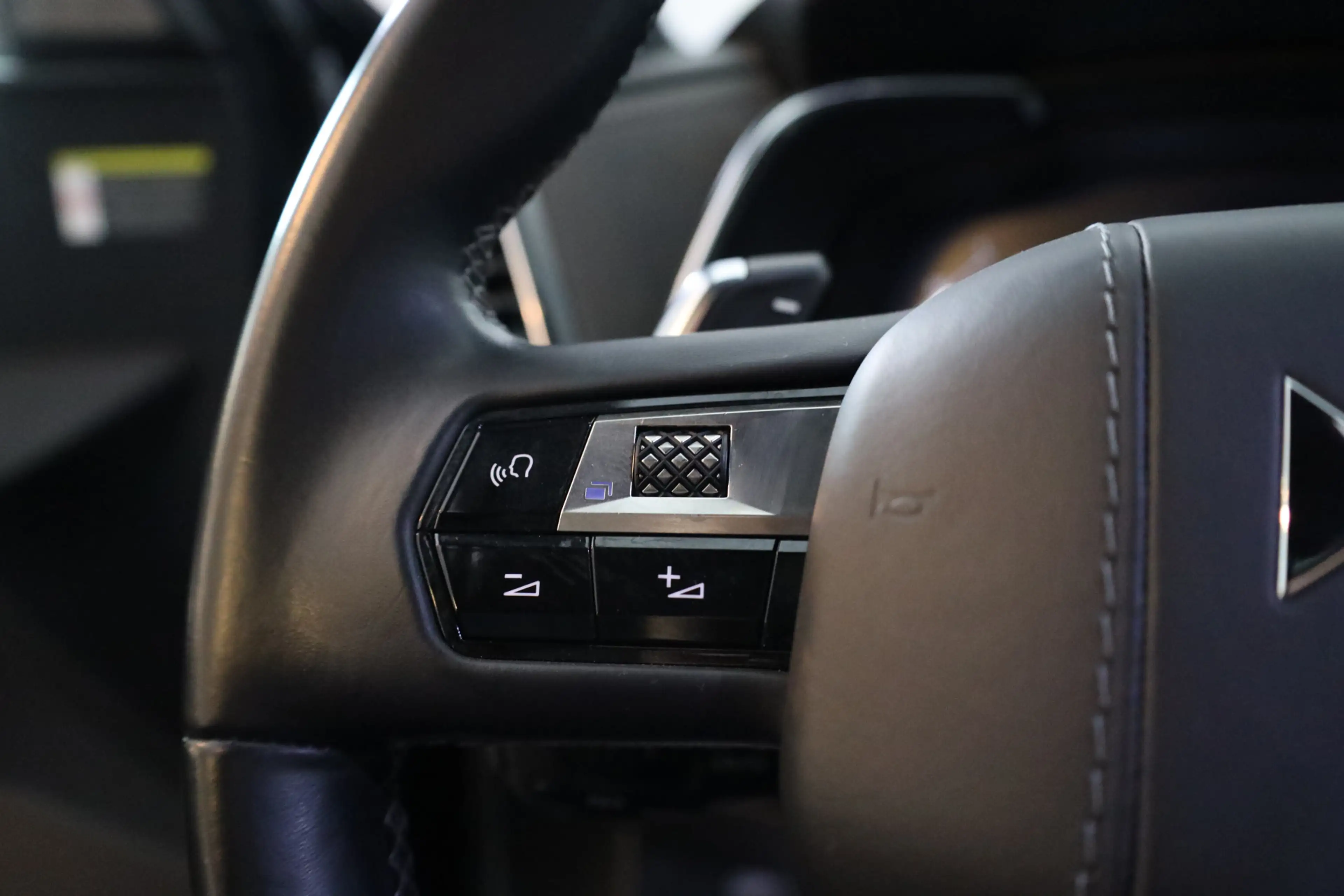 DS Automobiles DS 7 Crossback PT 225 So Chic Automaat-8 Nappa | Panoramadak | Fo — photo 24