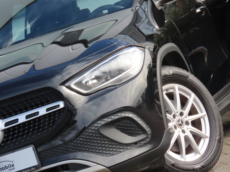 Mercedes-Benz GLA 180 d Autom. Leder Klimaanlage VirtualCockpit — photo 7