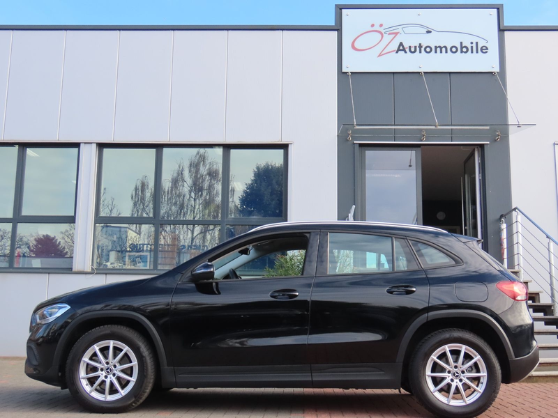 Mercedes-Benz GLA 180 d Autom. Leder Klimaanlage VirtualCockpit — photo 13